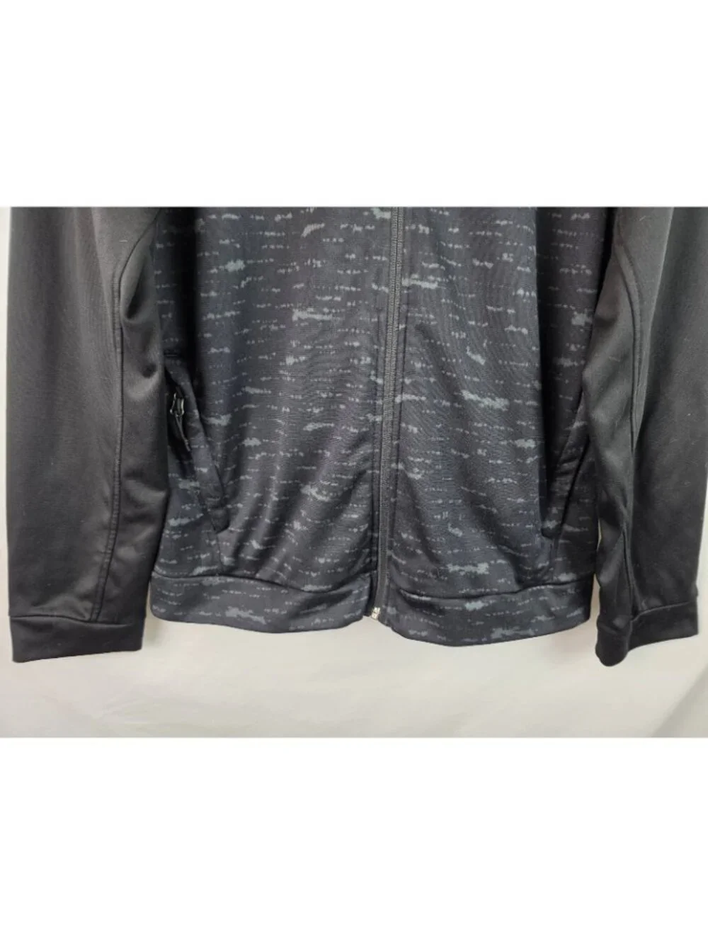 The North Face Mens Jacket Size Large Black Fleece Full Zip Jacket Long Sleeve